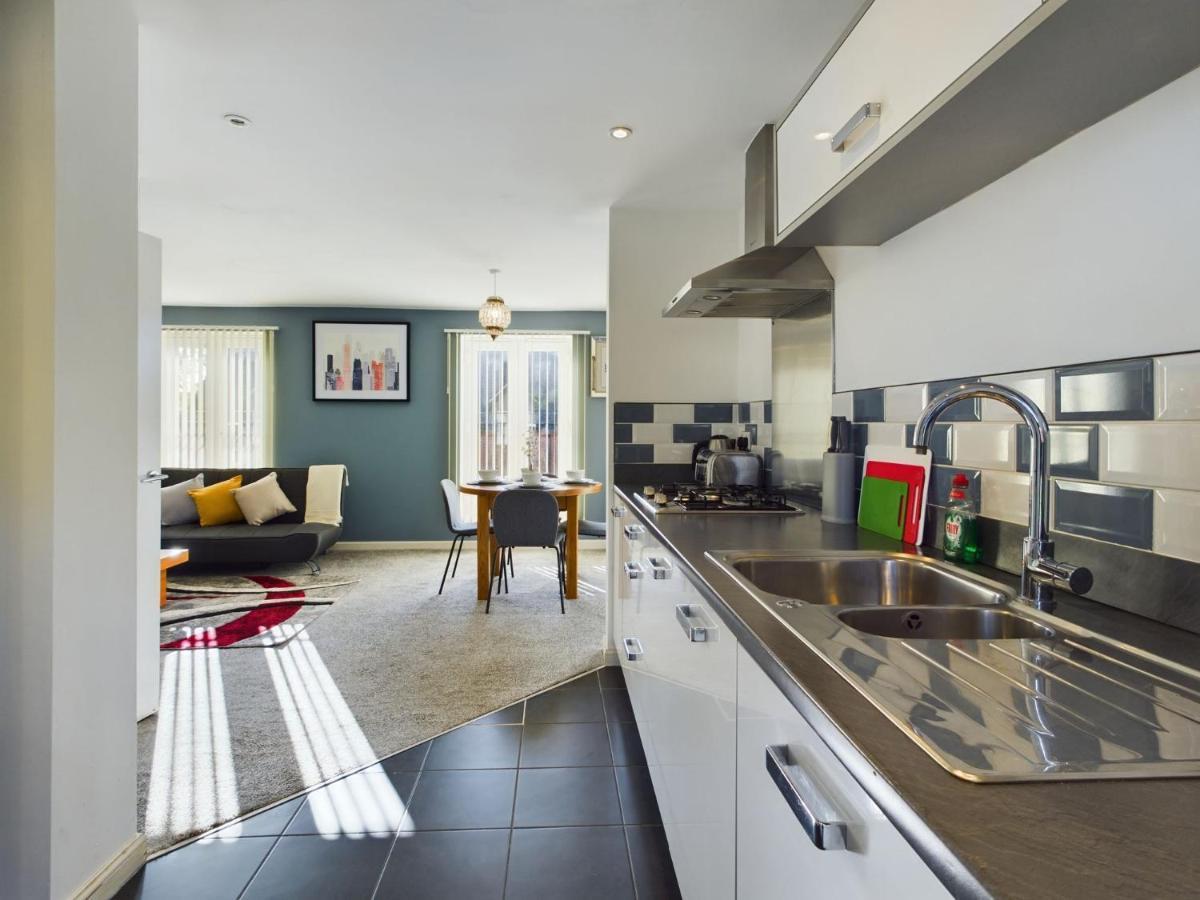 247 Serviced Accommodation In Stafford- 3Br Townhouse Luaran gambar